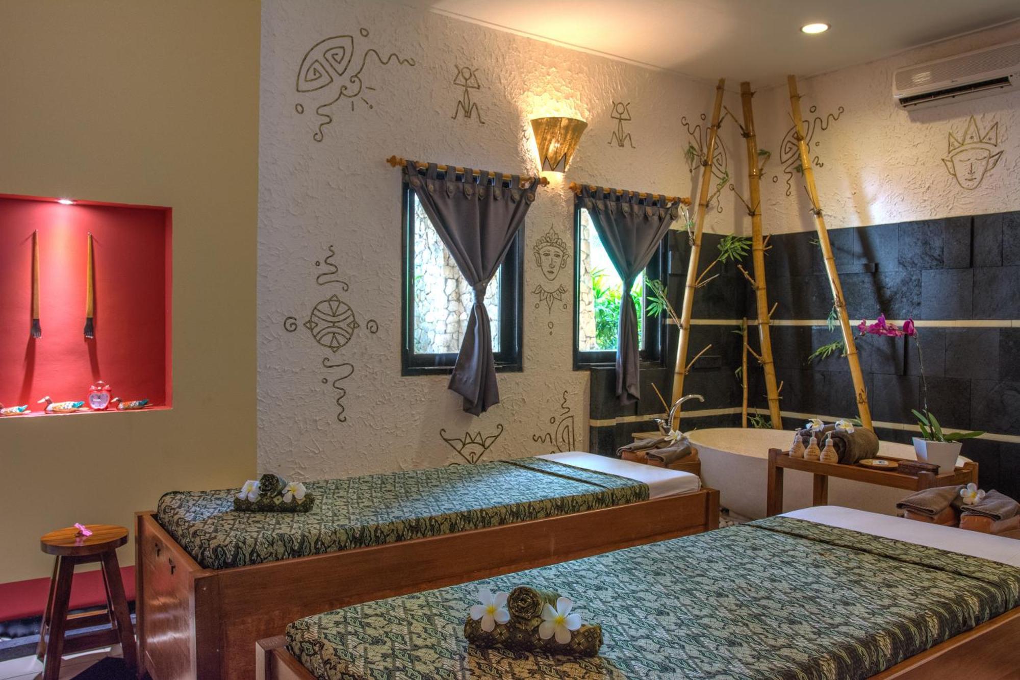 Mangsit Suites By Holiday Resort Lombok Exterior foto